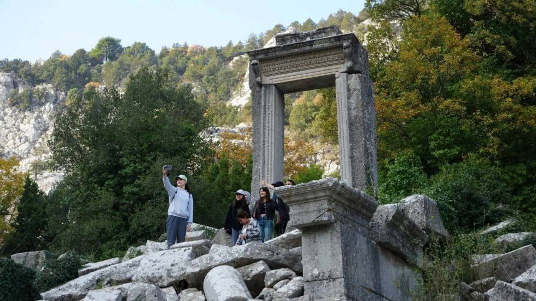Termessos'ta 2000 Yıllık Kabartma Gün Yüzüne Çıkarıldı! 1